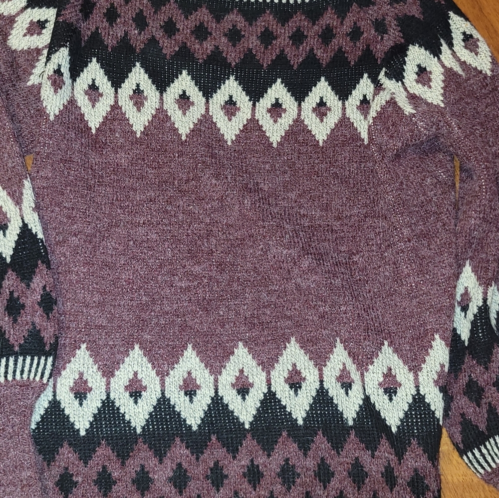 Entro Boutique Sweater - Picture 2 of 3